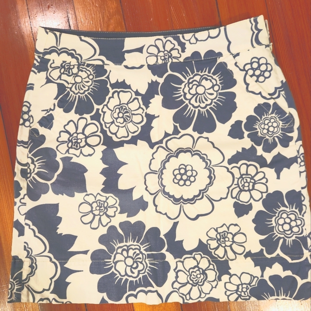 Boden skirt, size 8